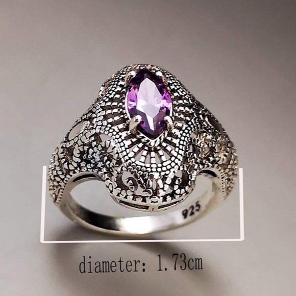 Vintage Antique Silver Amethyst Ring - Picture 3 of 9